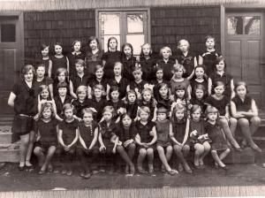 Pigegymnastikhold fra Havdrup ca. 1929