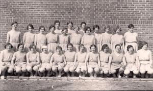 Kvindelige gymnaster fra HGI 1930